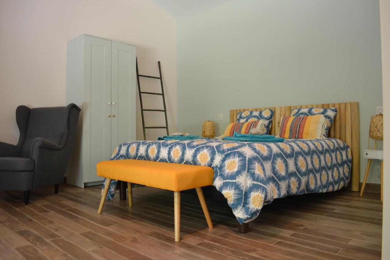 Bed and Breakfast La Romagnolette Saint-Restitut Экстерьер фото